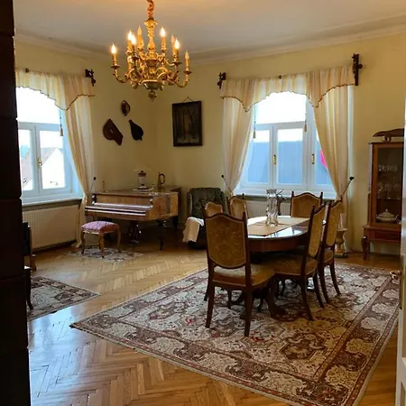 The Marchburg Apartman