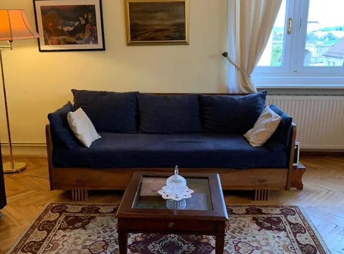 The Marchburg Апартаменты